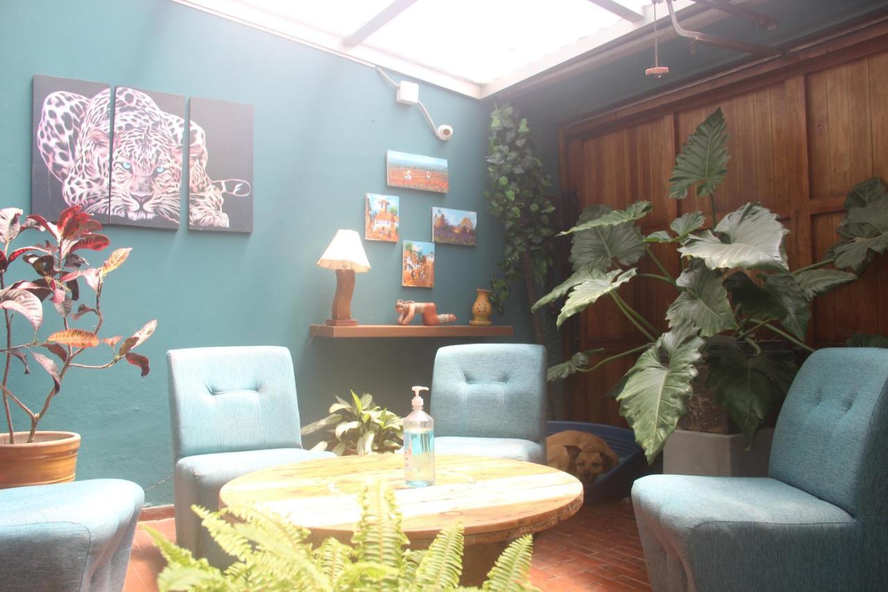 La Casona Azul Bed & Breakfast Lima Bagian luar foto