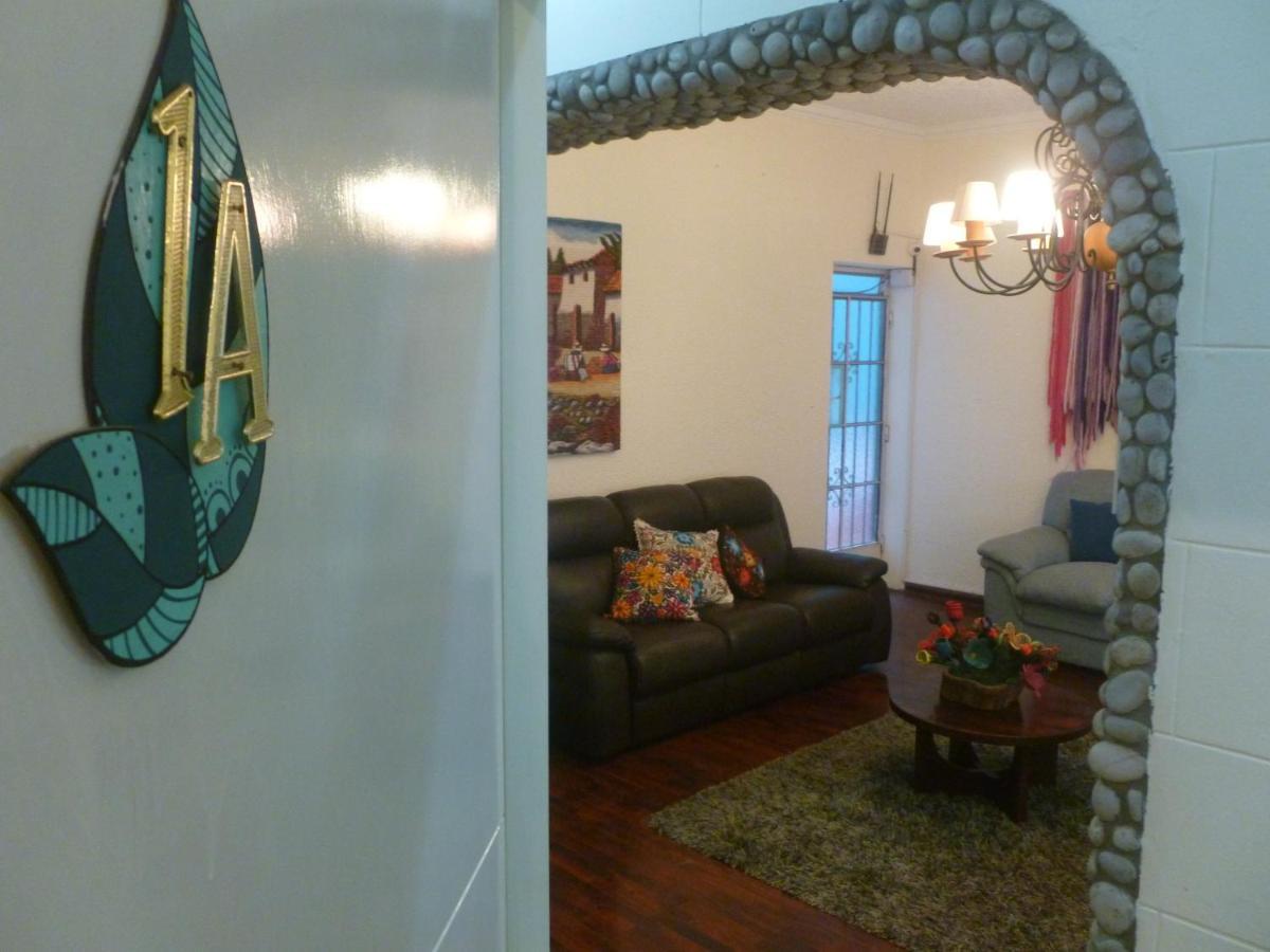 La Casona Azul Bed & Breakfast Lima Bagian luar foto