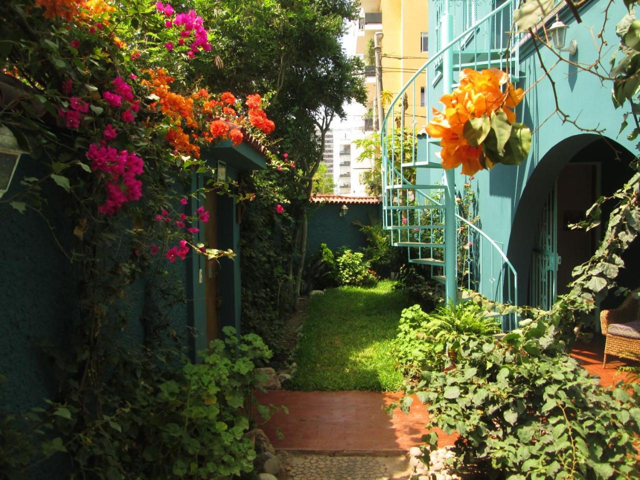 La Casona Azul Bed & Breakfast Lima Bagian luar foto